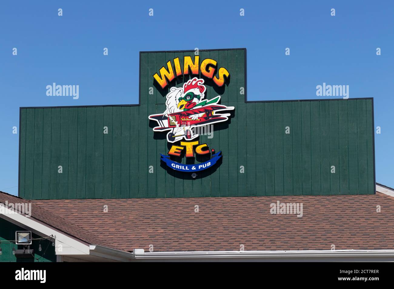 Indianapolis - circa Settembre 2020: Wings etc. Catena di ristoranti conosciuta nel Midwest per le ali di pollo e un'ampia varietà di salse. Foto Stock