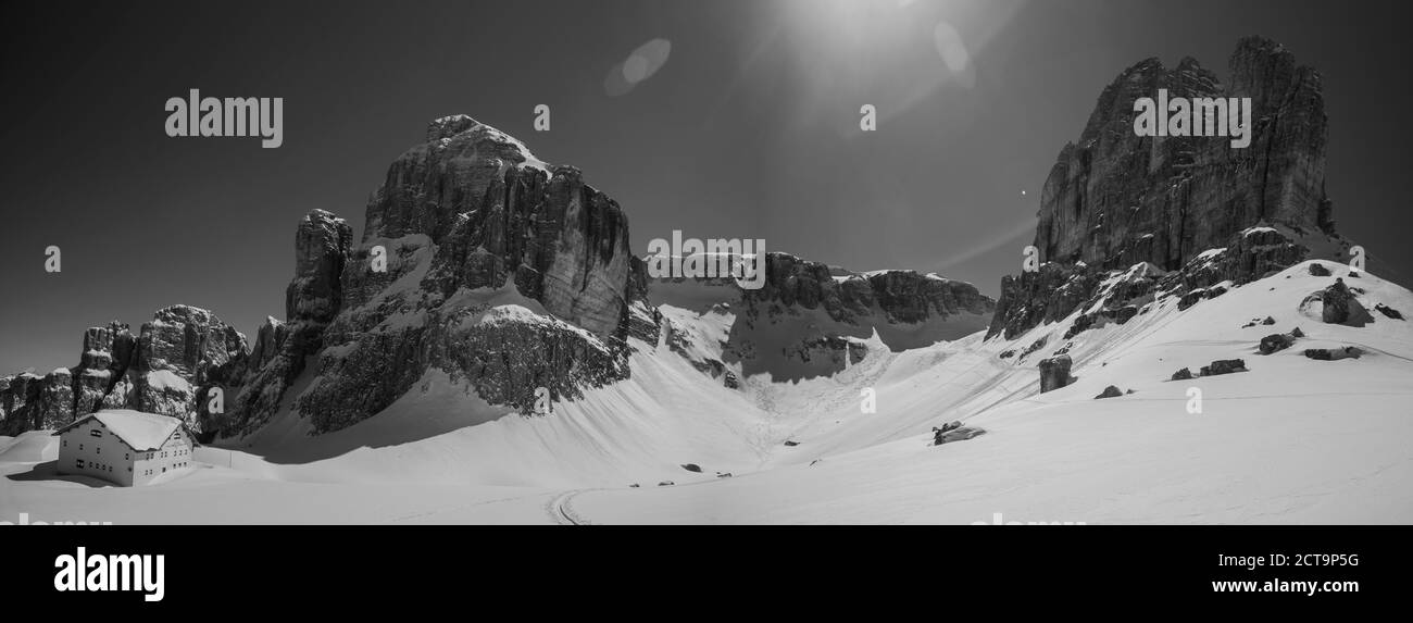 L'Italia, Dolomiti, rifugio alpino nel Gruppo Sella Foto Stock