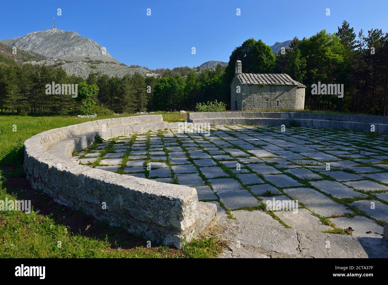 Montenegro Crna Gora, parco nazionale di Lovcen, pavimento della trebbiatrice di Ivanova Korita Foto Stock