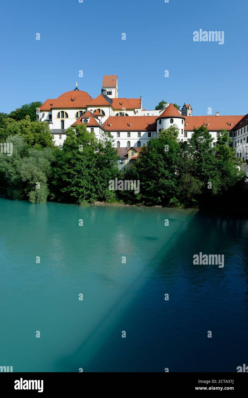 In Germania, in Baviera, Fussen, ex monastero San Mang e Hohes Schloss al fiume Lech Foto Stock