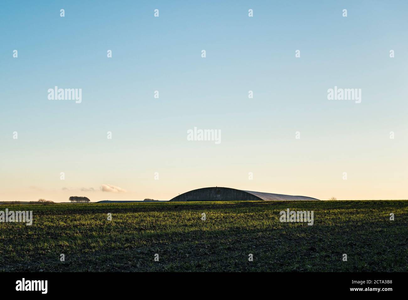Il National Collections Center di Wroughton, Wiltshire, utilizza i vecchi hangar RAF come deposito per i più grandi oggetti custoditi dal Museo della Scienza Foto Stock
