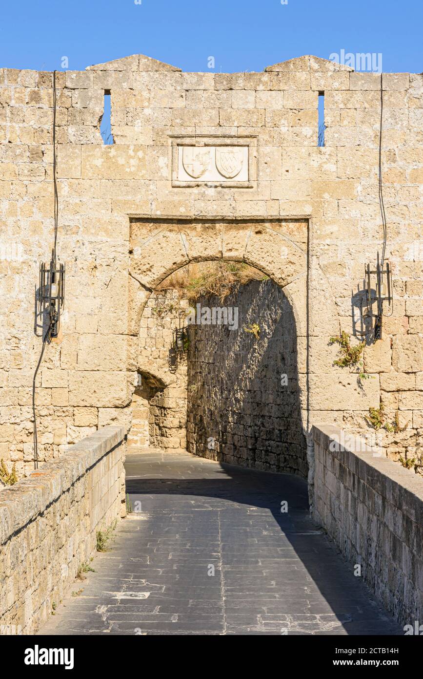 Porta interna di San Giovanni sul vecchio bastione, Rodi città vecchia, Rodi, Grecia Foto Stock