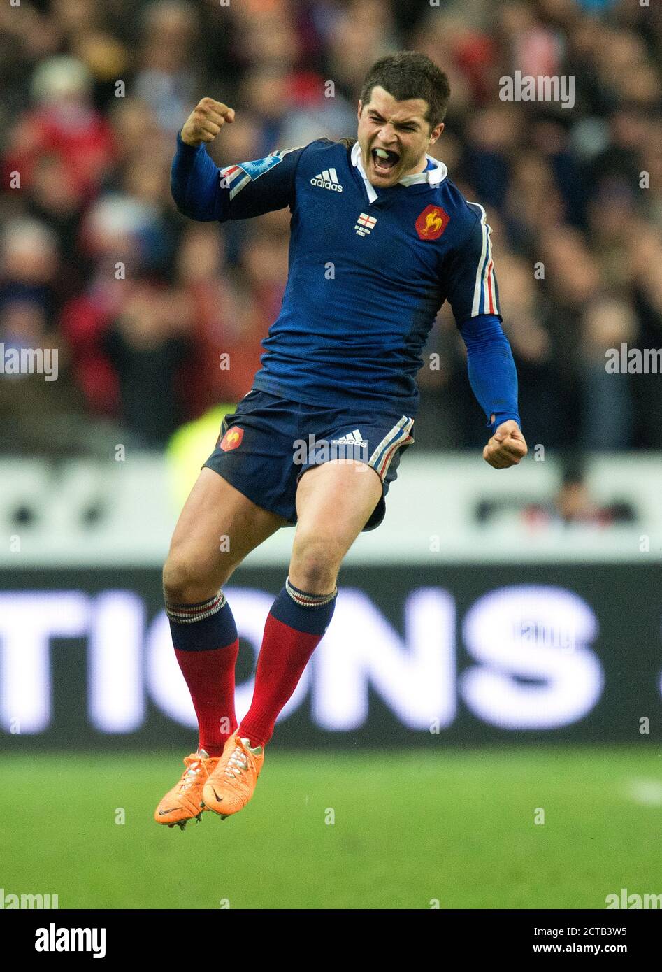 BRICE DULIN DI FRANCIA SALTA PER GIOIE AL FISCHIO FINALE FRANCIA / INGHILTERRA SEI NAZIONI CHAMPIONSHIP STADE DE FRANCE - PARIGI COPYRIGHT PICTURE : MA Foto Stock