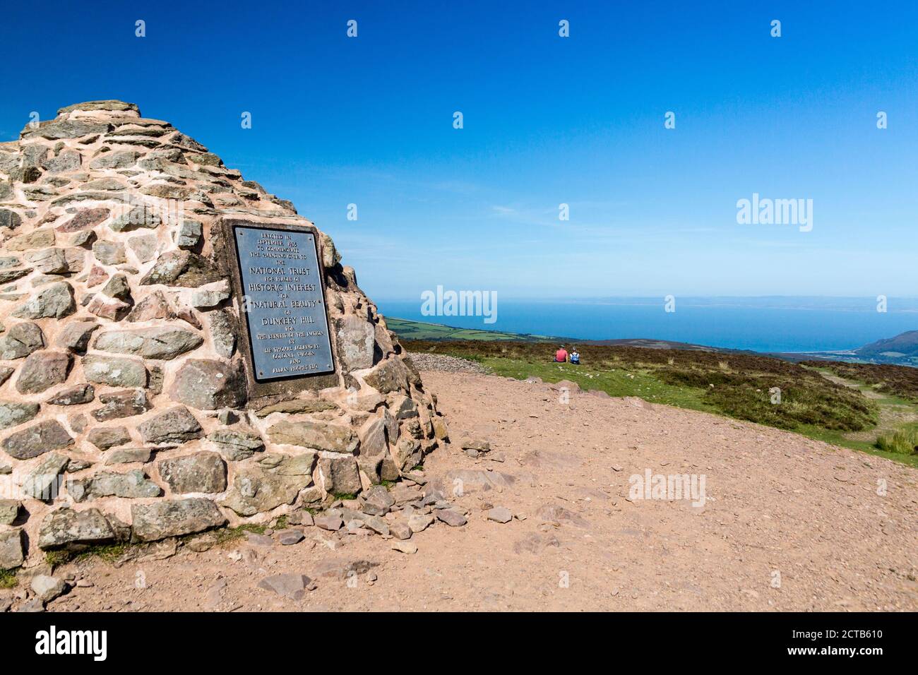 La sommita' commemorativa di Dunkery Beacon, il punto piu' alto del Somerset e del Parco Nazionale di Exmoor (1.705 piedi), Inghilterra, Regno Unito Foto Stock