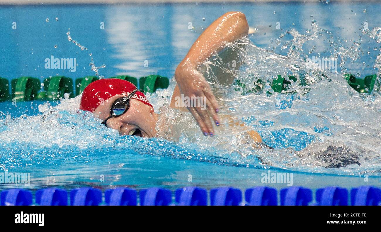 REBECCA ADLINGTON SULLA SUA STRADA PER LA MEDAGLIA DI BRONZO NELLA FINALE FREESTYLE DI 400M LONDRA 2012 OLIMPIADI. IMMAGINE : MARK PAIN / ALAMY Foto Stock