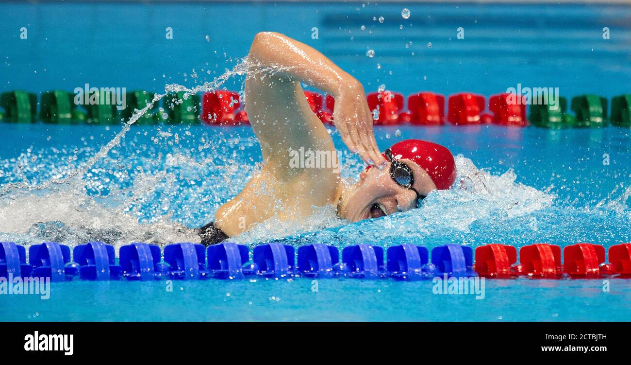 REBECCA ADLINGTON SULLA SUA STRADA PER LA MEDAGLIA DI BRONZO NELLA FINALE FREESTYLE DI 400M LONDRA 2012 OLIMPIADI. IMMAGINE : MARK PAIN / ALAMY Foto Stock