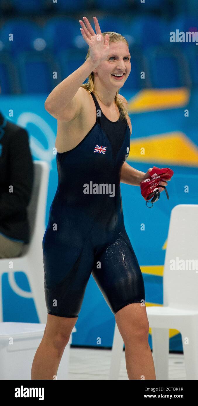 REBECCA ADLINGTON SULLA SUA STRADA PER LA MEDAGLIA DI BRONZO NELLA FINALE FREESTYLE DI 400M LONDRA 2012 OLIMPIADI. IMMAGINE : MARK PAIN / ALAMY Foto Stock