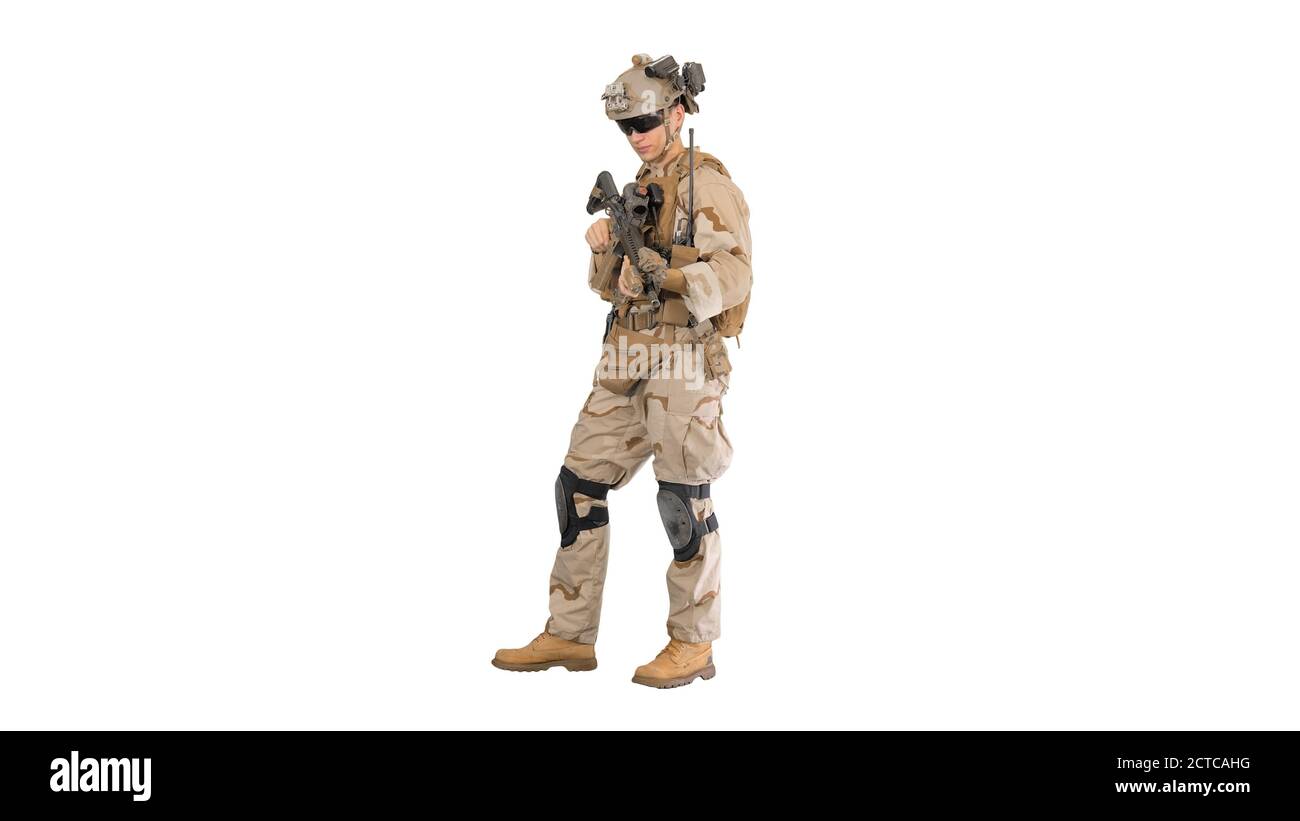 Stati Uniti Marine Standing e parlare su sfondo bianco. Foto Stock