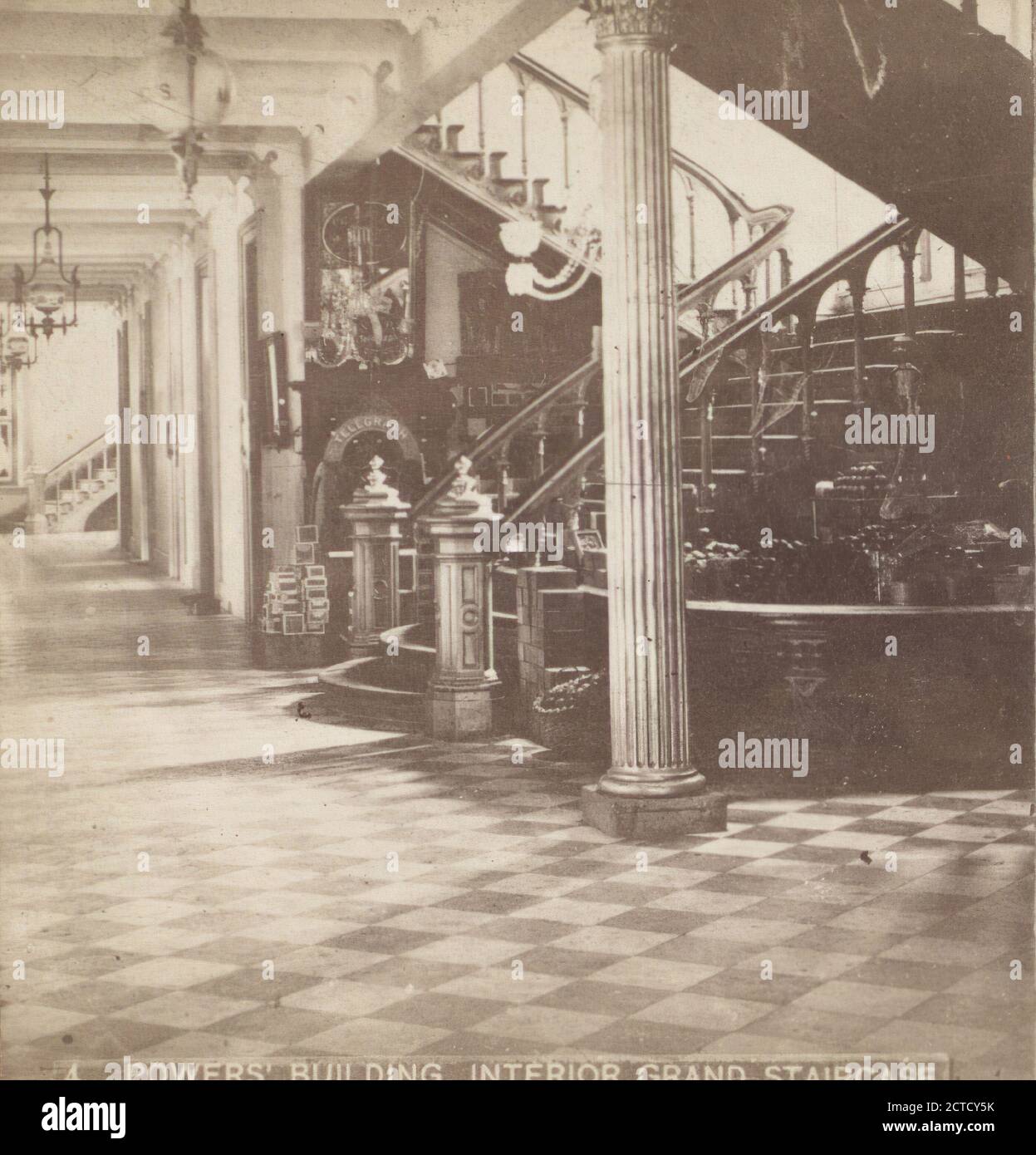 Edificio dei poteri. Interior Grand Staircase., Woodward, C. W. (Charles Warren), New York (state), Monroe County (N.Y.), Rochester (N. Y Foto Stock