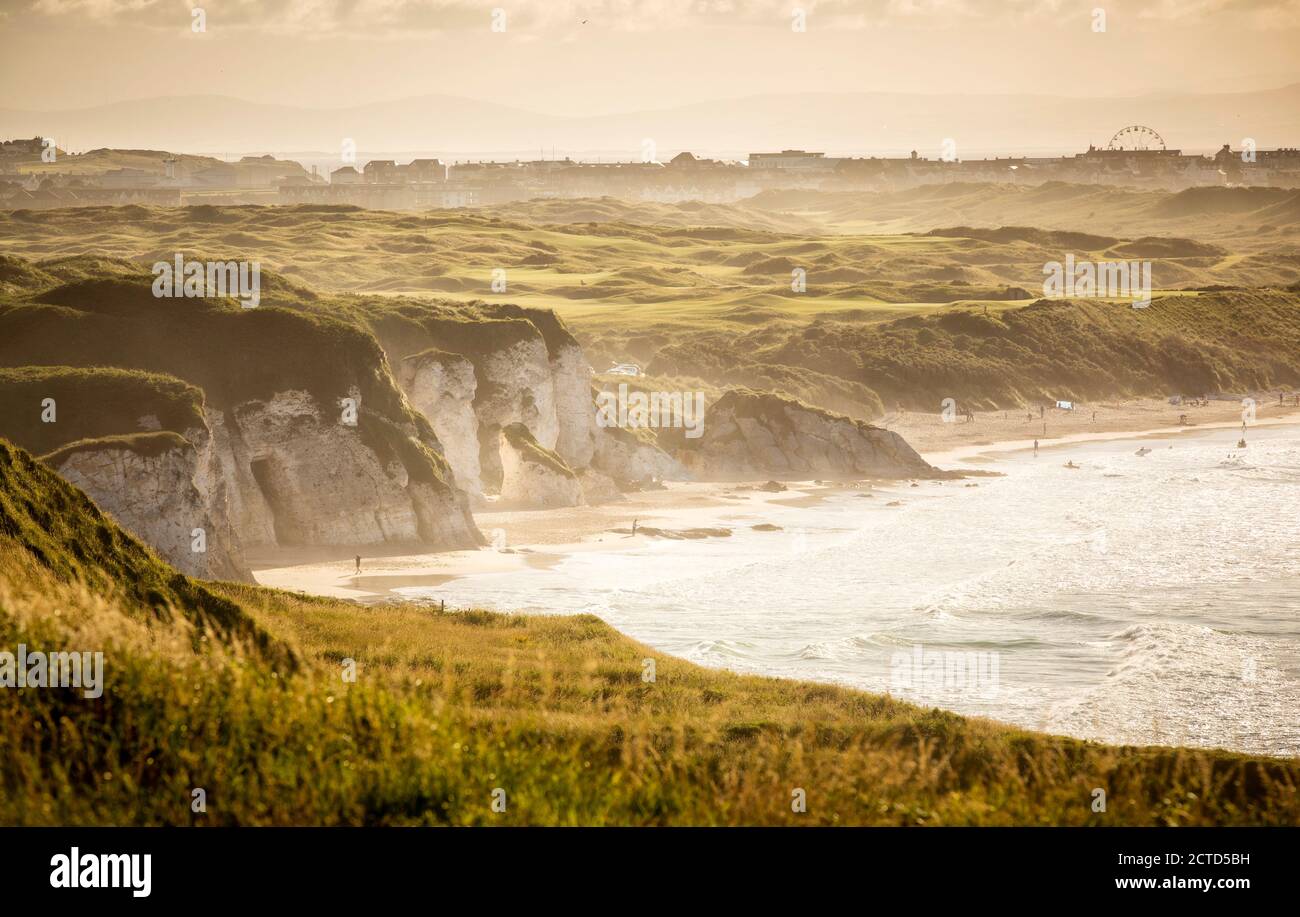 White Rocks Beach, Portrush, Irlanda del Nord Foto Stock