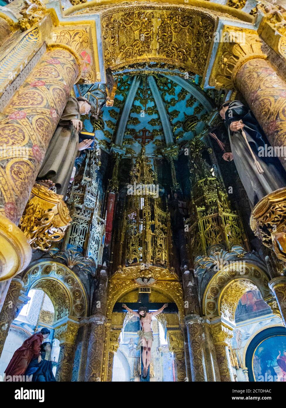 Interno particolare della chiesa rotonda, Convento dell'Ordine di Cristo (Convento de Cristo), Tomar, Portogallo Foto Stock