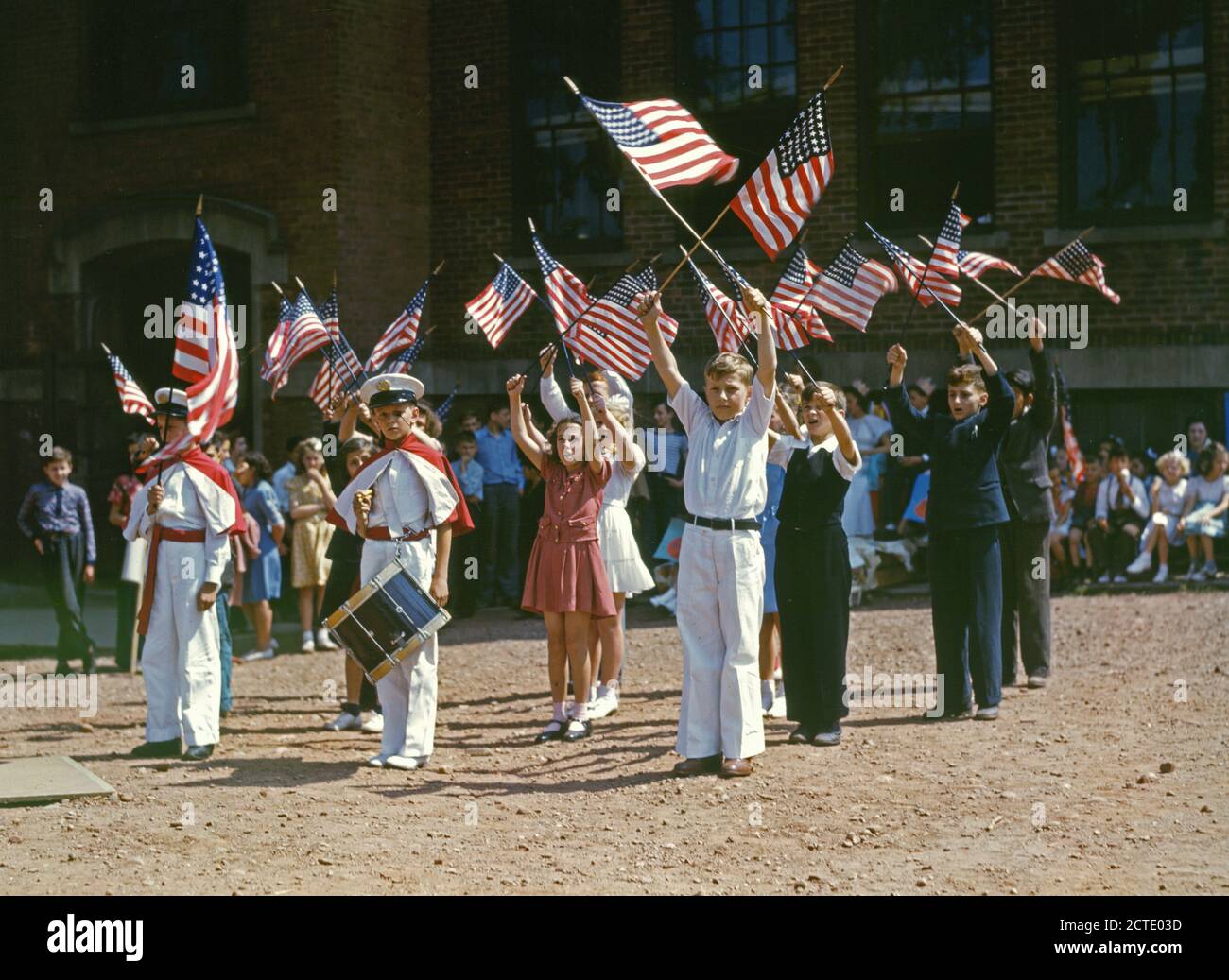 Stadio i bambini una dimostrazione patriottica, Southington, Conn. - Maggio 1942 Foto Stock