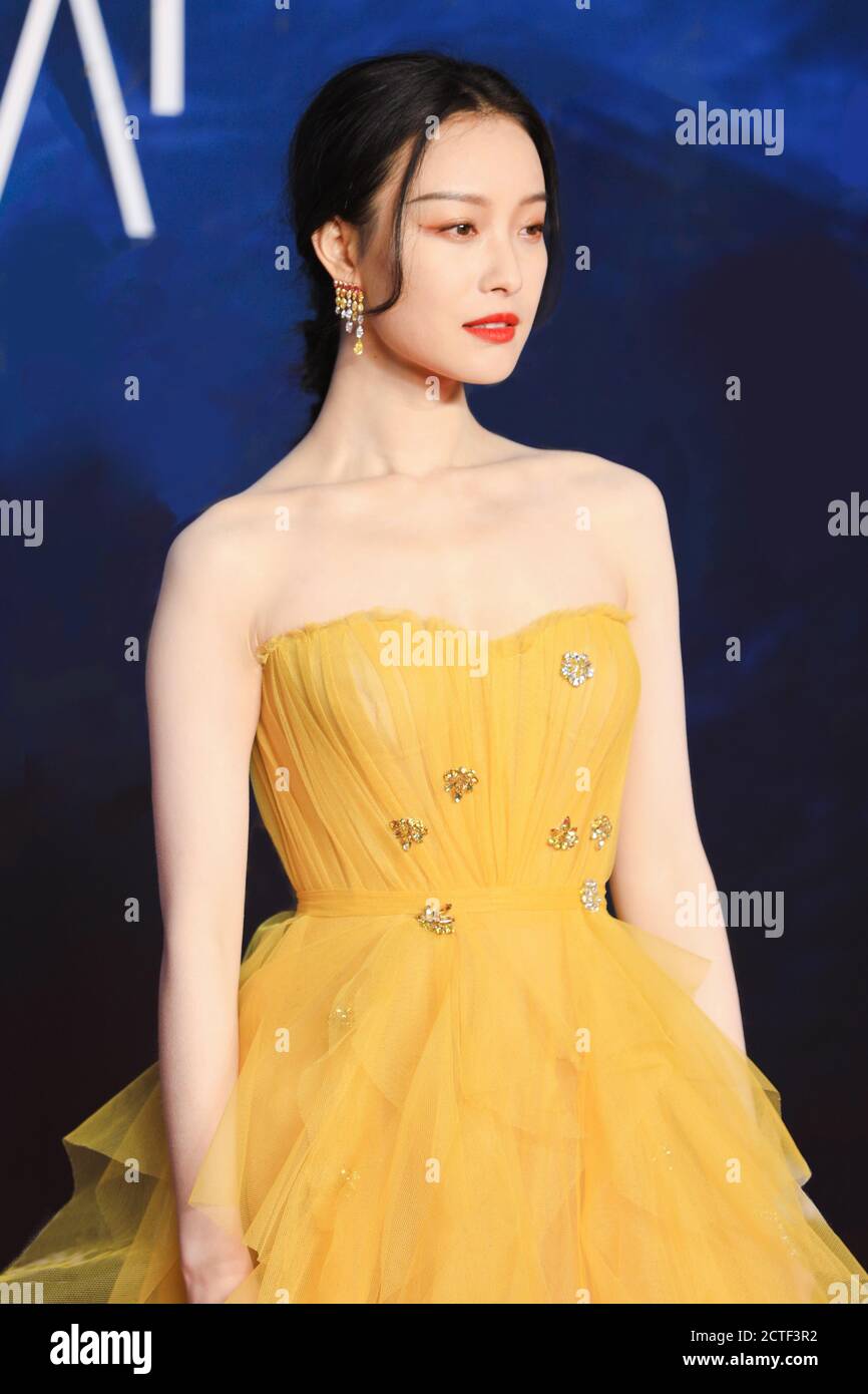 --file--attrice cinese Ni Ni partecipa a Sina Fashion Activity, Pechino, Cina, 10 dicembre 2019. Foto Stock