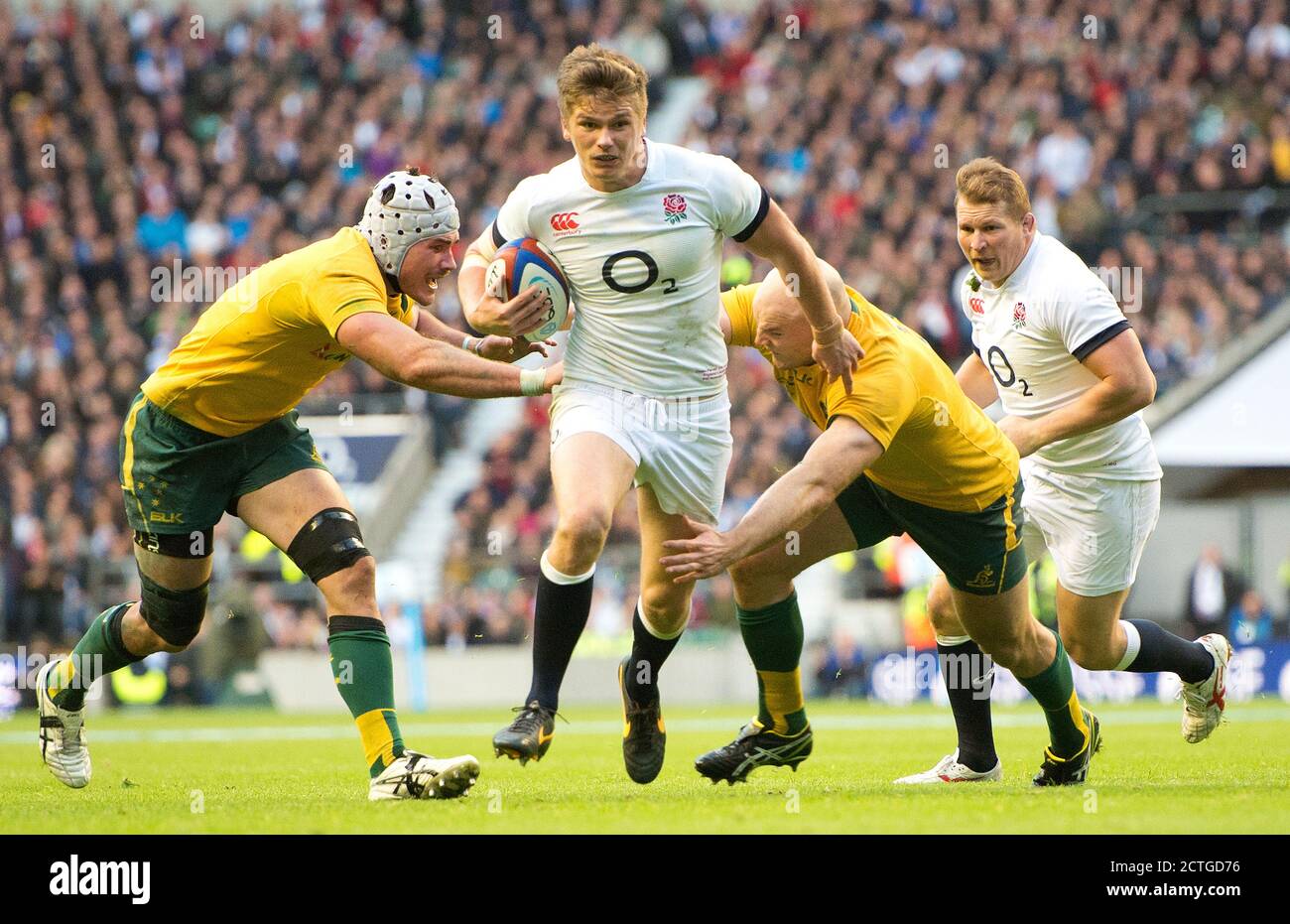 OWEN FARRELL INGHILTERRA / AUSTRALIA QBE INTERNATIONAL - TWICKENHAM PICTURE CREDIT : © MARK PAIN / ALAMY Foto Stock