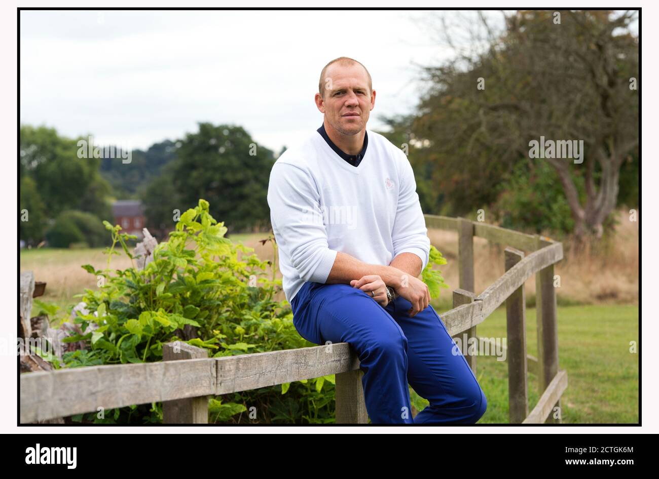 GLOUCESTER PLAYER-COACH E EX ENGLAND RUGBY PLAYER MIKE TINDALL GIOCANDO A GOLF AL BUCKINGHAMSHIRE. IMMAGINE DI CREDITO : © MARK PAIN / ALAMY Foto Stock