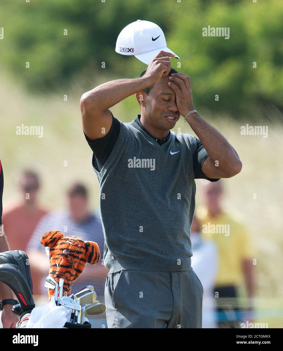 TIGER WOODS IL CAMPIONATO APERTO, MUIRFIELD. 20/7/2013 CREDITO IMMAGINE: MARK PAIN / ALAMY Foto Stock