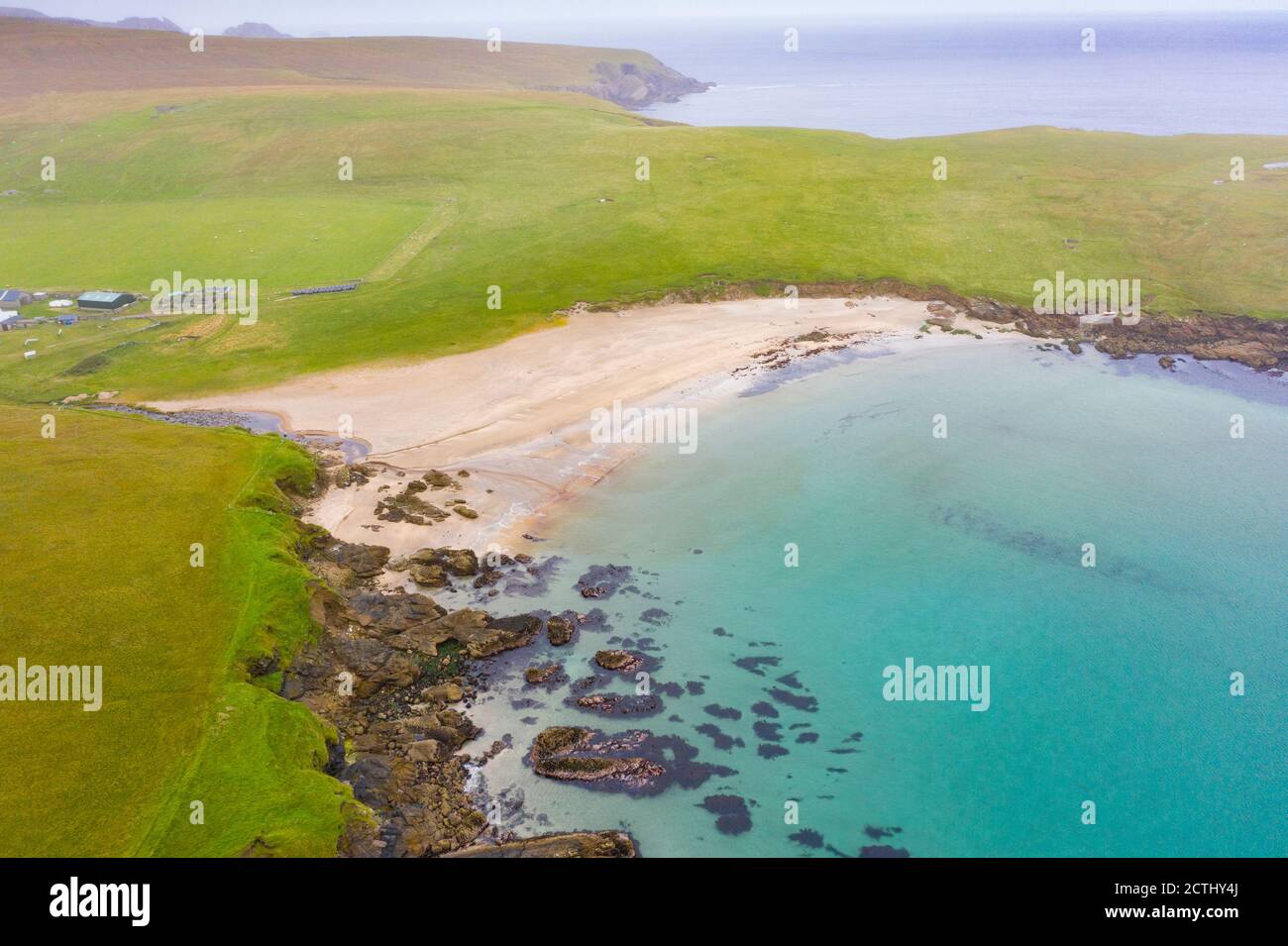 Vista di Skaw Beach sull'isola di Unst a Shetland, Scozia, Regno Unito Foto Stock