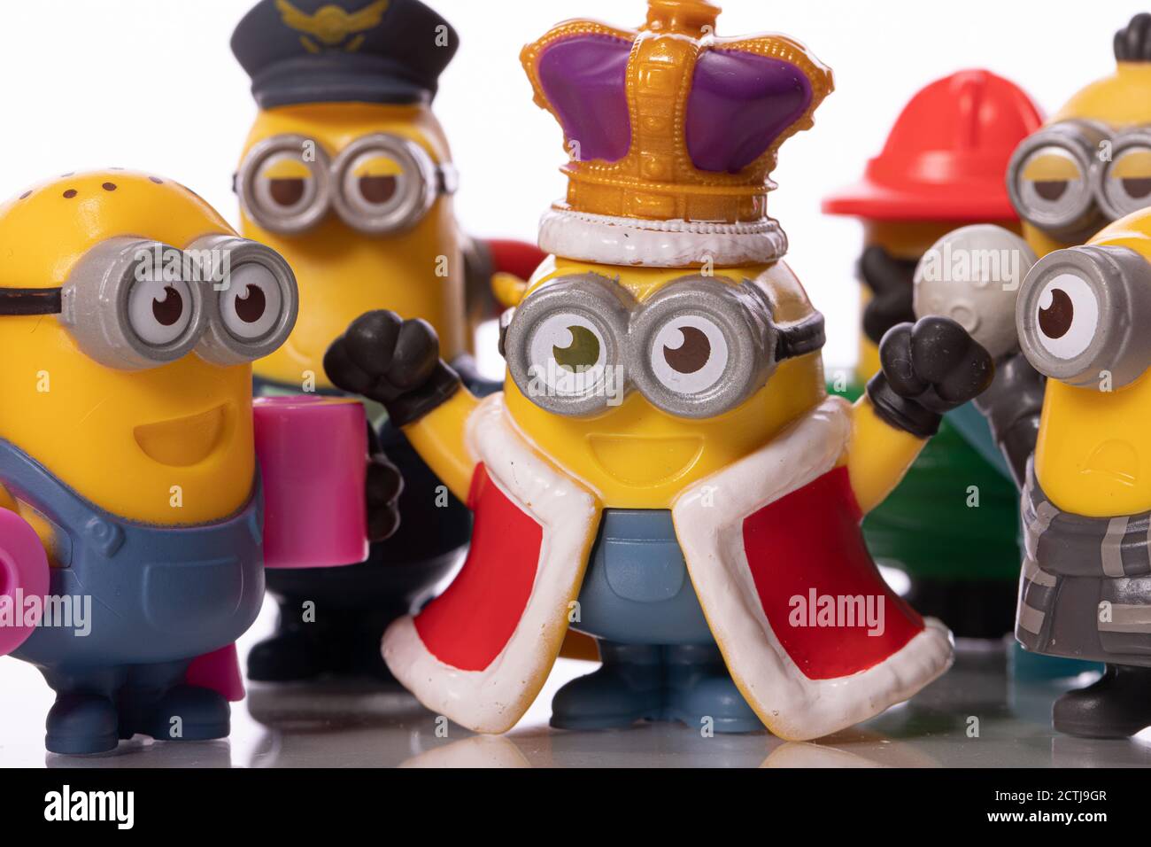 Minions figure immagini e fotografie stock ad alta risoluzione - Alamy