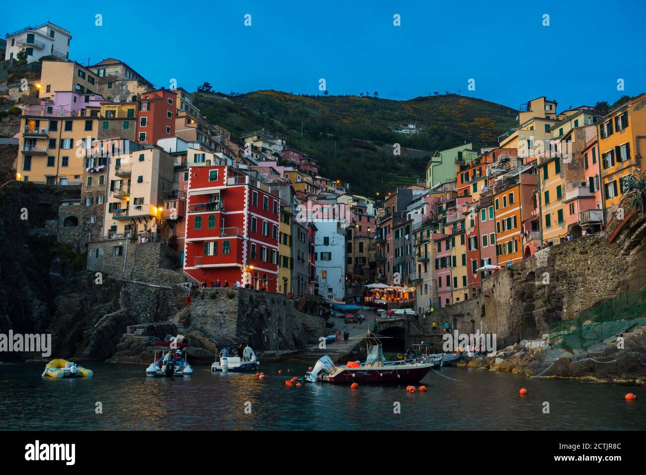 Riomaggiore, carta da parati delle cinque Terre, carta da parati dei luoghi più belli del mondo, Italia Foto Stock