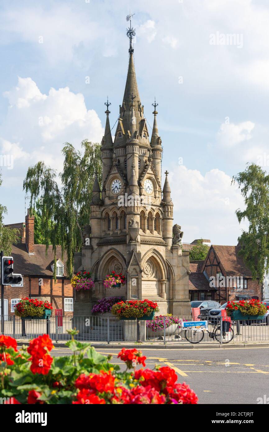 Victorian American Fountain in Market Square, Reother Street, Stratford-upon-Avon, Warwickshire, Inghilterra, Regno Unito Foto Stock