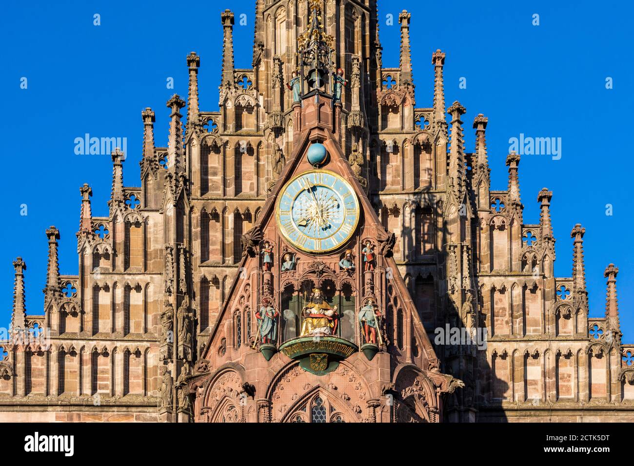 Germania, Baviera, Norimberga, Orologio meccanico Mannleinlaufen Foto Stock