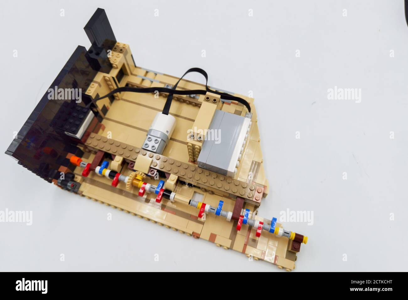 Viene visualizzato il modello a piano LEGO, appartenente alla Ideas Series con il numero di serie 21323, il 1° agosto 2020. Il modello, che è composto da ov Foto Stock