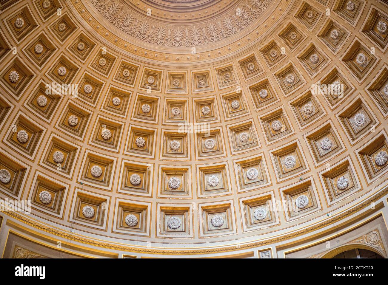 Città del Vaticano. Soffitto a cassettoni della Sala rotonda, Musei Vaticani. (Solo per uso editoriale) Foto Stock