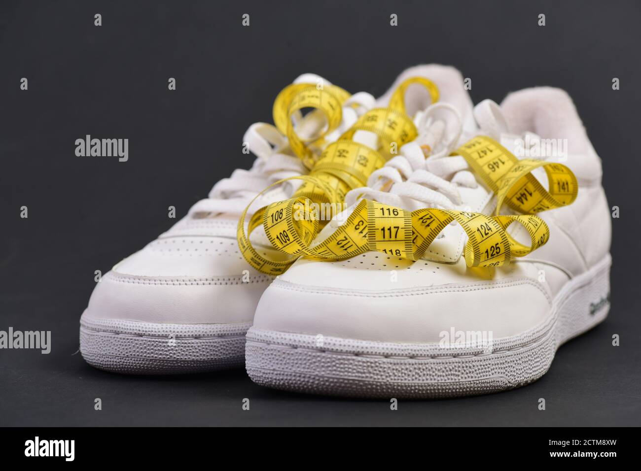 Sneakers donna il centimetro lerob shop senza tacco bianco - Stileo.it