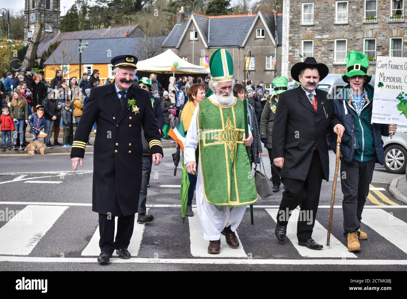 Festa di San Patrizio ''Bantry Goes Green 2019'' a Bantry, Co Cork. Irlanda. Foto Stock