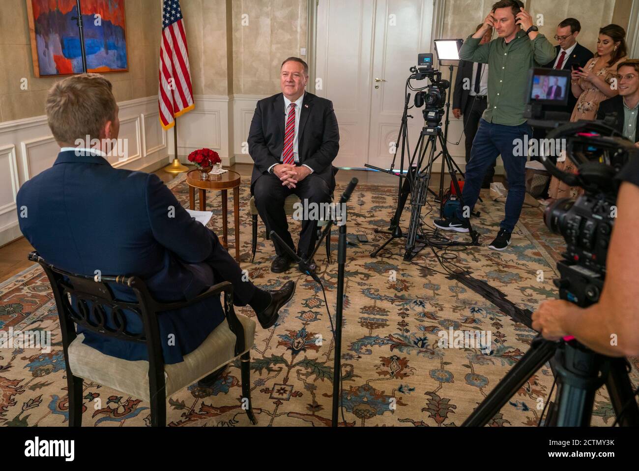Il 22 luglio 2020, il Segretario di Stato degli Stati Uniti Michael Pompeo partecipa a un'intervista televisiva con la Danish Broadcasting Corporation a Copenaghen, Danimarca. L'intervista si concentra sulla politica estera degli Stati Uniti e sulle relazioni internazionali. Foto Stock