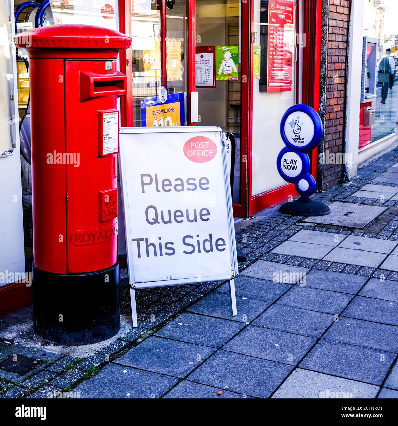 Londra UK, settembre 24 2020, l'Ufficio postale del Regno Unito soffre il critismo da parte del pubblico in quanto riducono il numero di filiali Foto Stock