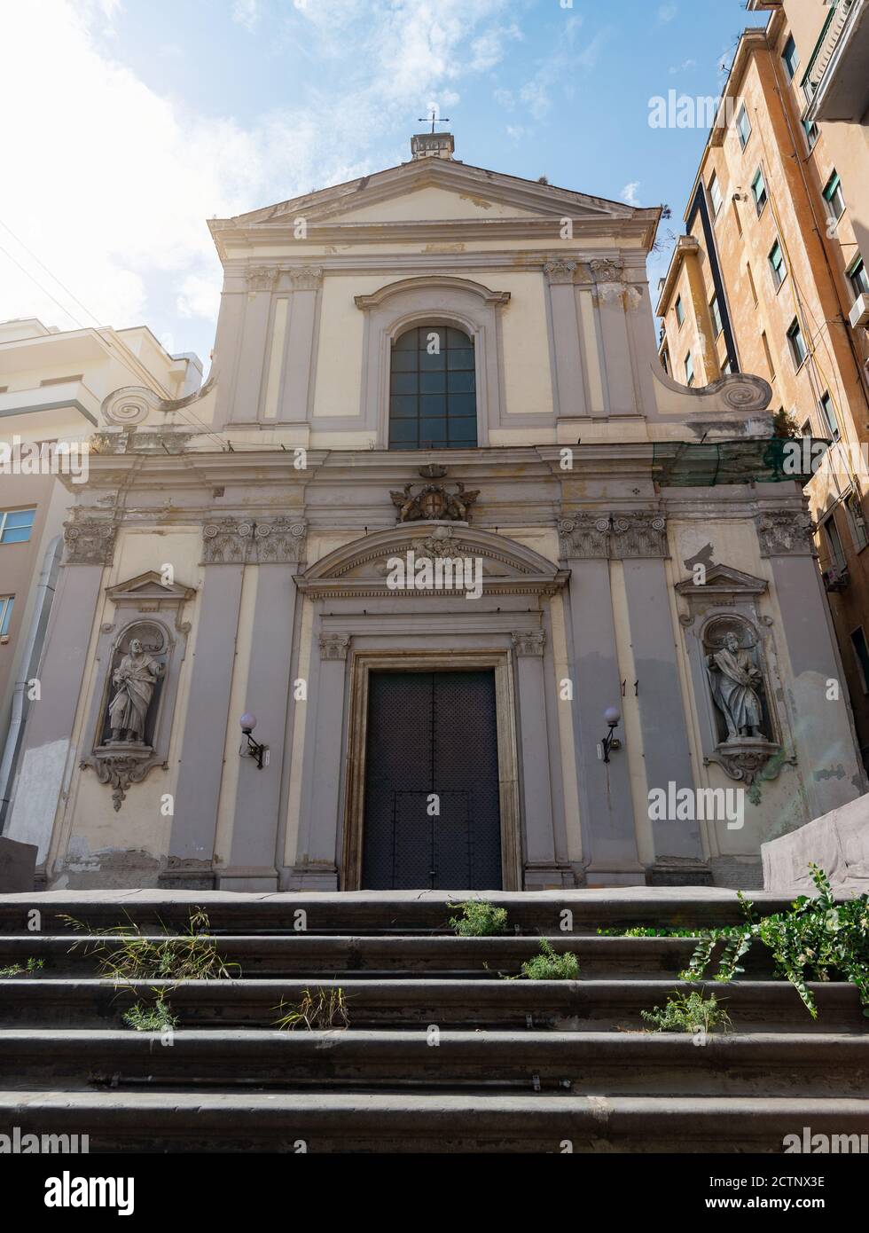 Esterno Vista della Chiesa di San Giorgio dei Genovesi A Napoli - Italia Foto Stock