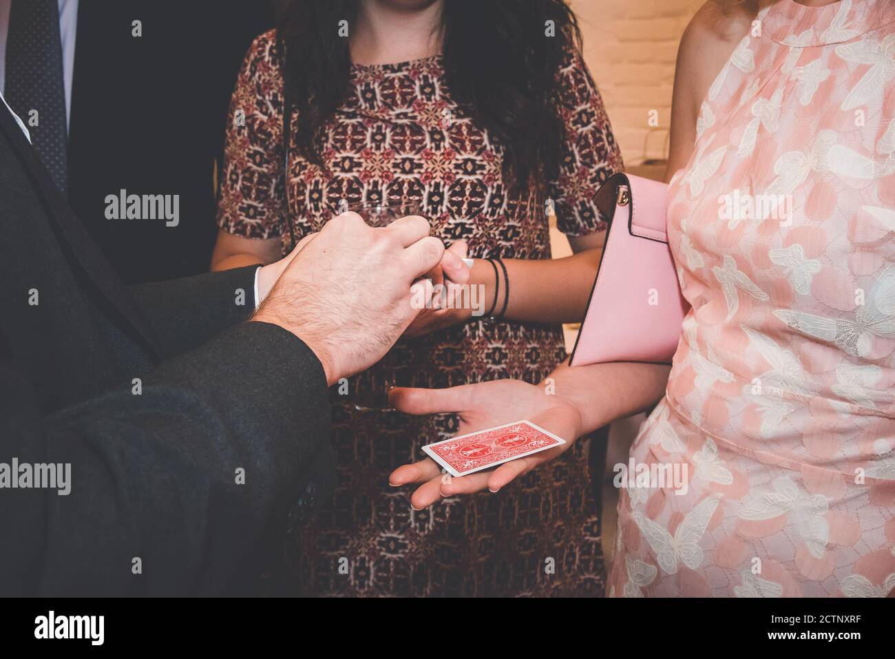 Trucchi di carta del mago Foto Stock