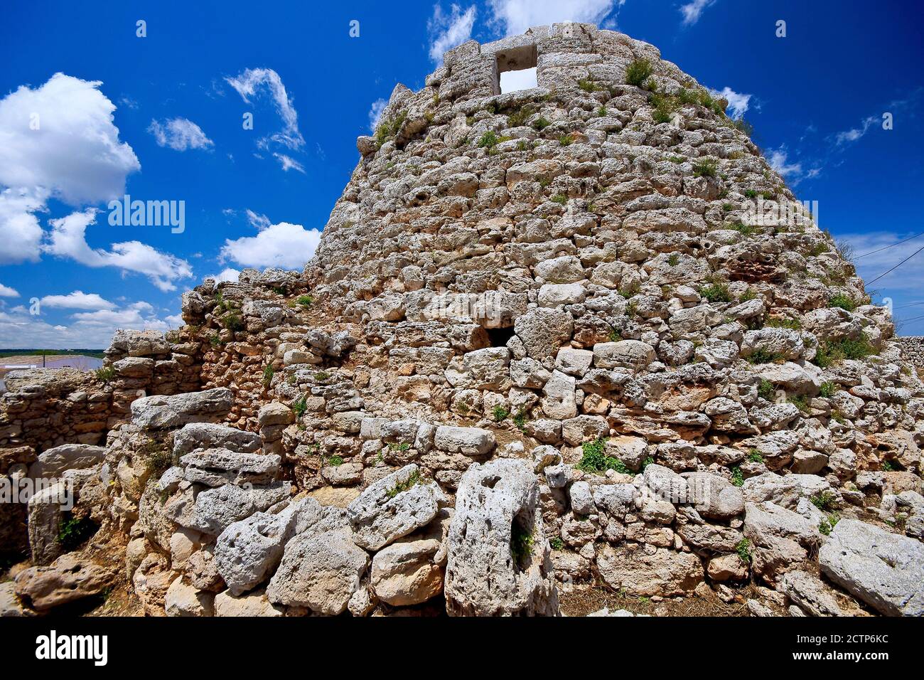 Talaiot de Torellonet Vell (edad de bronce).Maó. Menorca.Baleares.España. Foto Stock