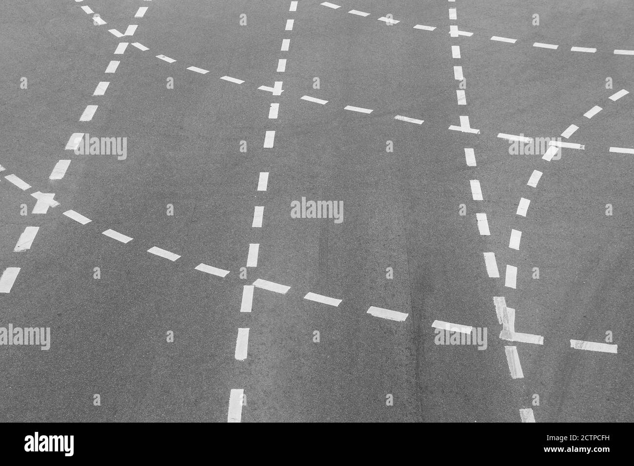 contrassegno bianco sulla vista dall'alto dell'autostrada Foto Stock