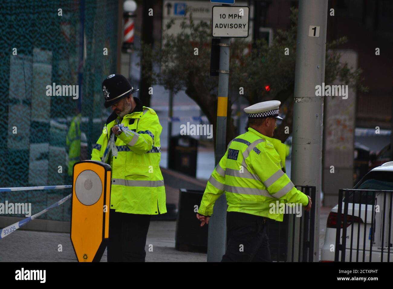 West Midlands Police sulla scena di un drunken hit-and-run a Birmingham, un uomo ha subito gravi lesioni. 24/09/2020 @ Holloway Circus Radisson Hotel Foto Stock