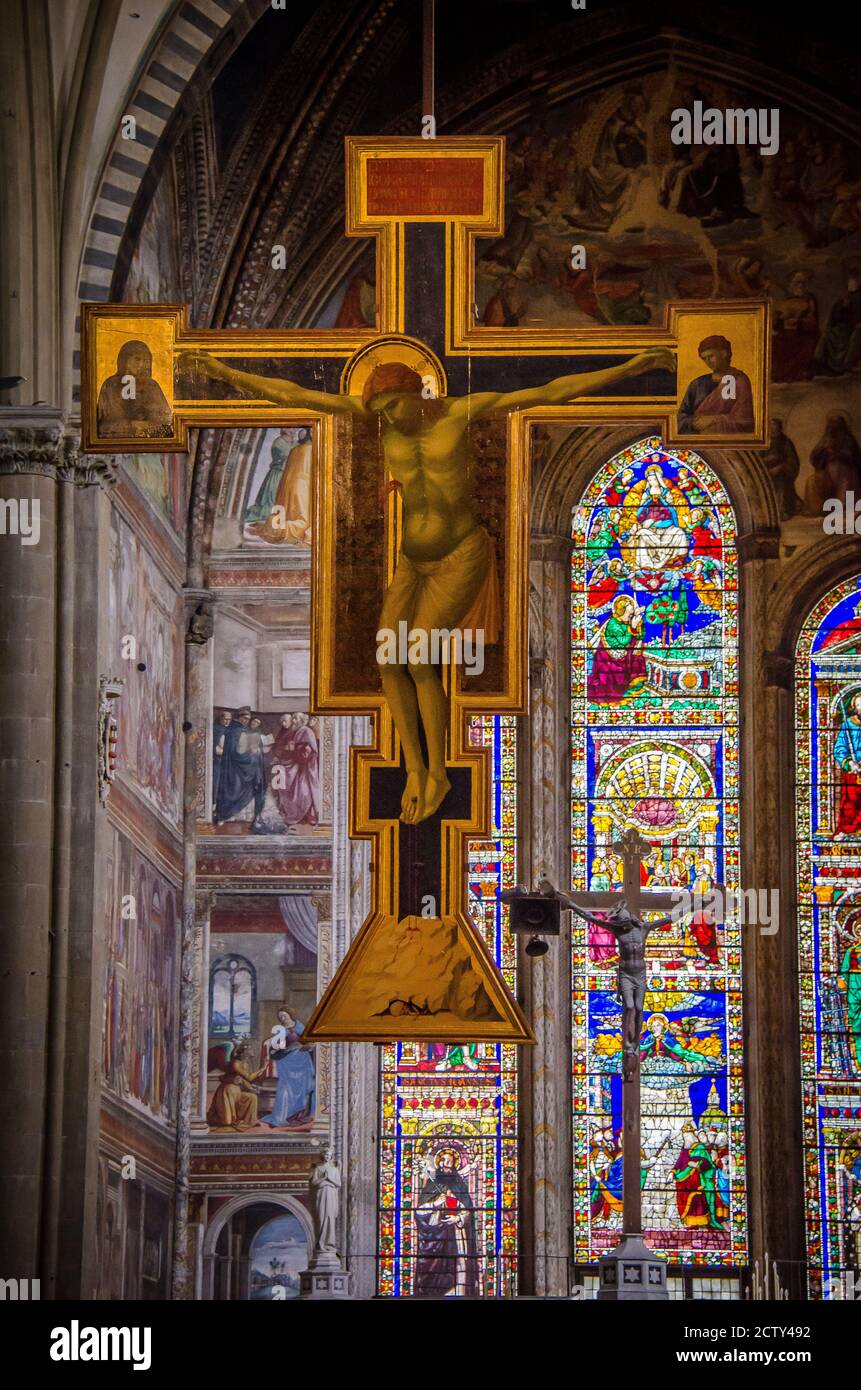 Il Crocifisso di Cimabue a Santa Croce (c. 1265) è un crocifisso ligneo,  dipinto in tempera Foto stock - Alamy