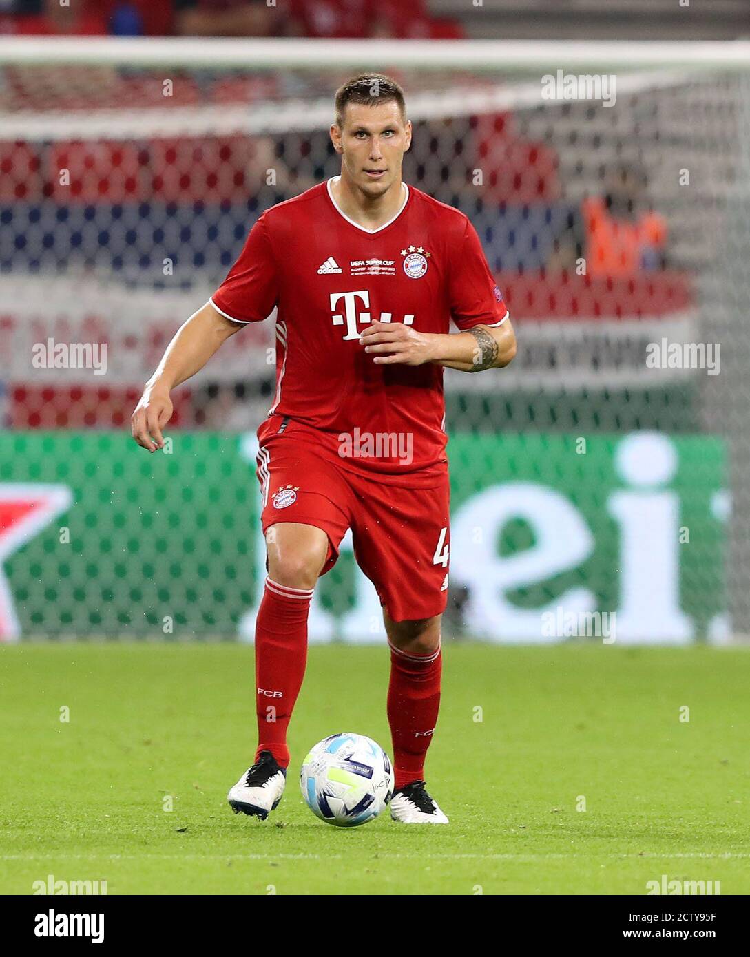 Budapest, Ungarn. Firo: 24.09.2020 Fuvuball, football UEFA Super Cup 2020 FC Bayern Mvºnchen Muenchen - Sevilla FC 2: 1 NV FCB Niklas Svºle, Suele, azione individuale, | usage worldwide Credit: dpa/Alamy Live News 2020 Foto Stock