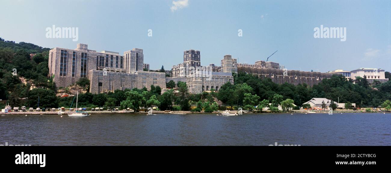 Accademia militare sul lungomare, West Point Military Academy, West Point, Hudson River, New York state, USA Foto Stock