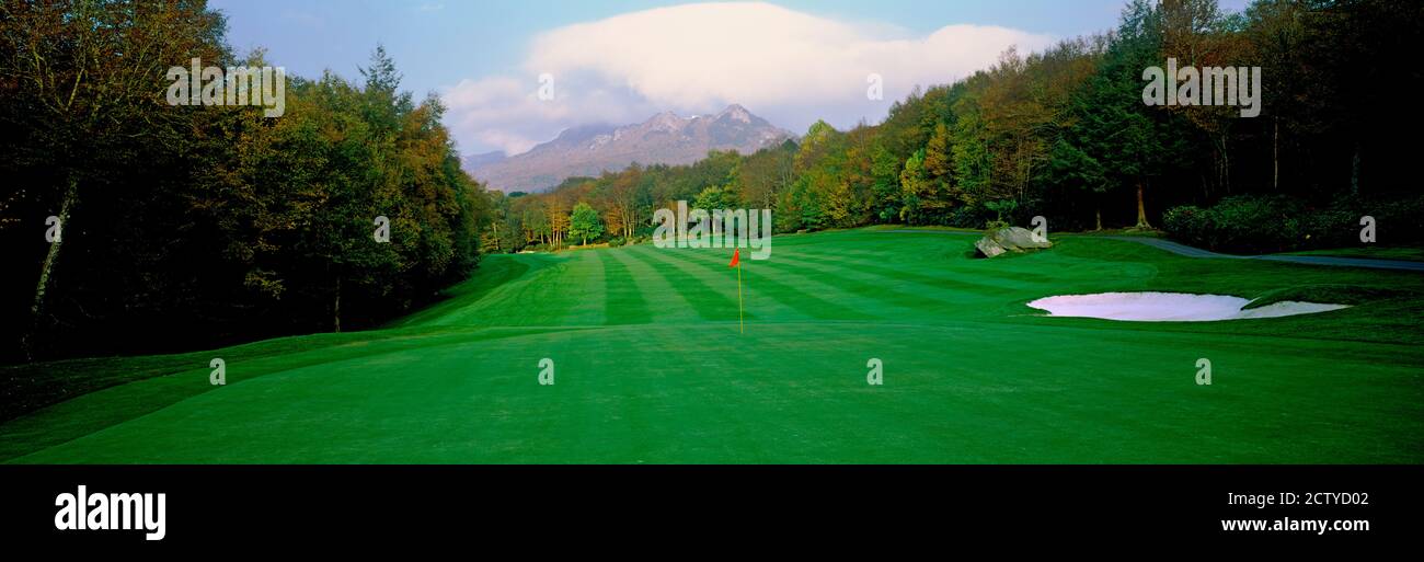 Trappola di sabbia in un campo da golf, Grandfather Golf and Country Club, Linville, Avery County, North Carolina, Stati Uniti Foto Stock