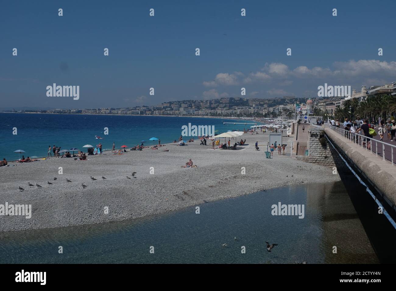 Spiaggia di Nizza, Costa Azzurra, Francia Foto Stock