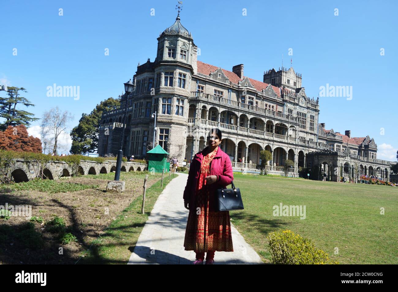L'Istituto di studi avanzati a Shimla, noto anche come Videregal Lodge, casa di Lord Dufferin costruito in Indo - architettura in stile gotico, selettivo Foto Stock
