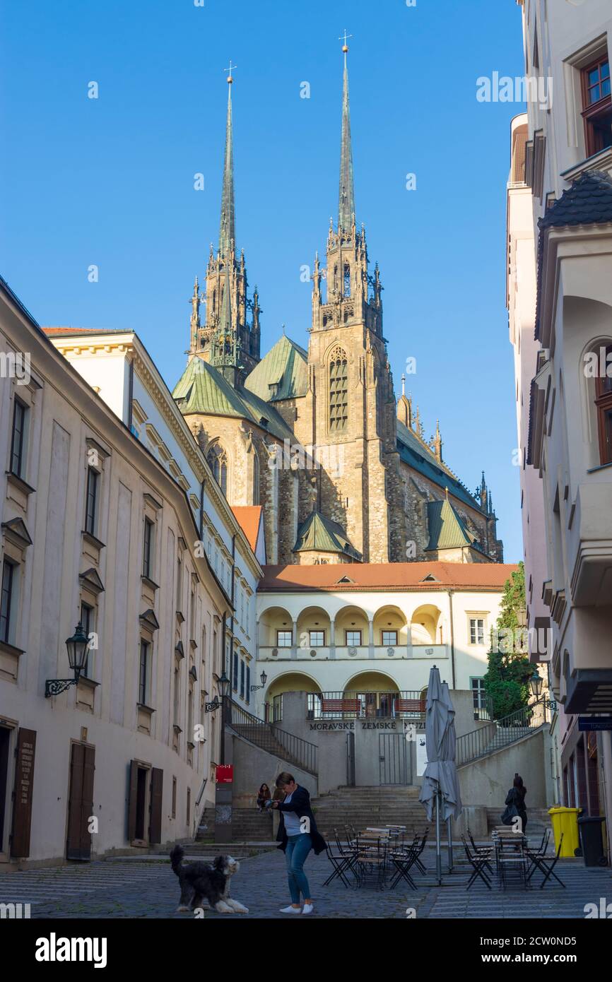 Brno (Brünn): Piazza dei Cappuccini (Kapucinske namesti), Cattedrale di San Pietro e Paolo nella Città Vecchia, Jihomoravsky, Südmähren, Moravia del Sud, Ceco Foto Stock