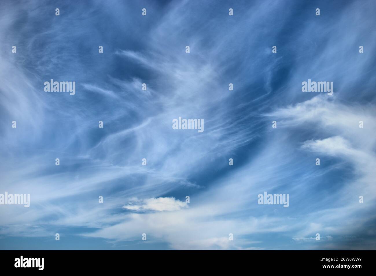 Formazione folle di nuvole sulla Germania Foto Stock