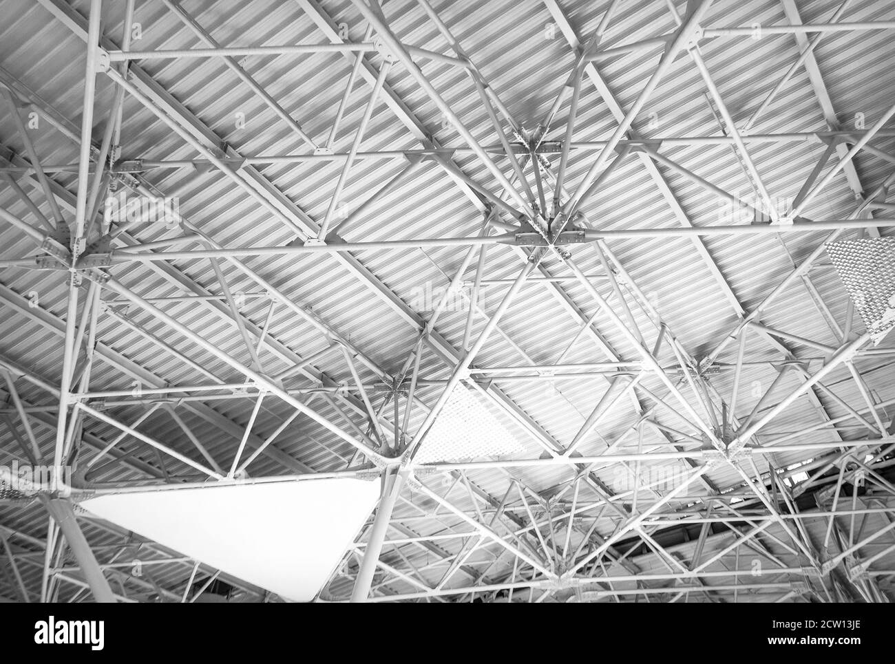 Edificio industriale con soffitto in acciaio metallico da vicino Foto Stock