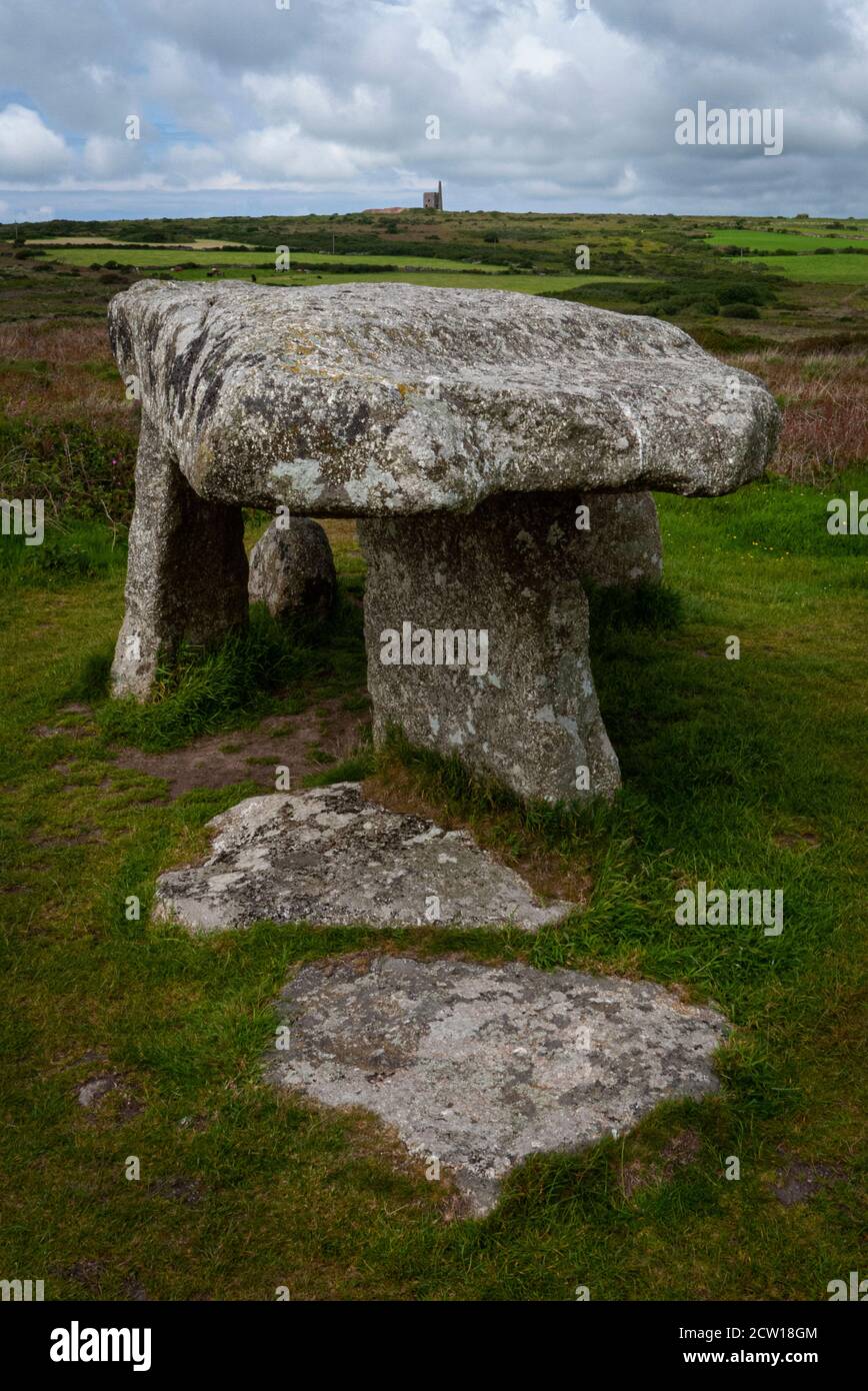 Lanyon Quoit tomba neolitica, Madron, Penzance, Cornovaglia Foto Stock