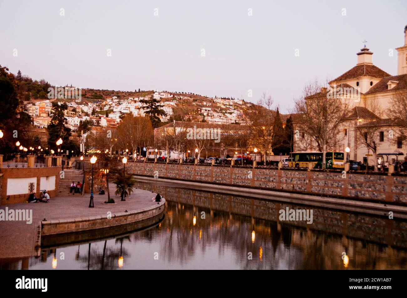 Rio Genil a Granada, Spagna. Foto Stock