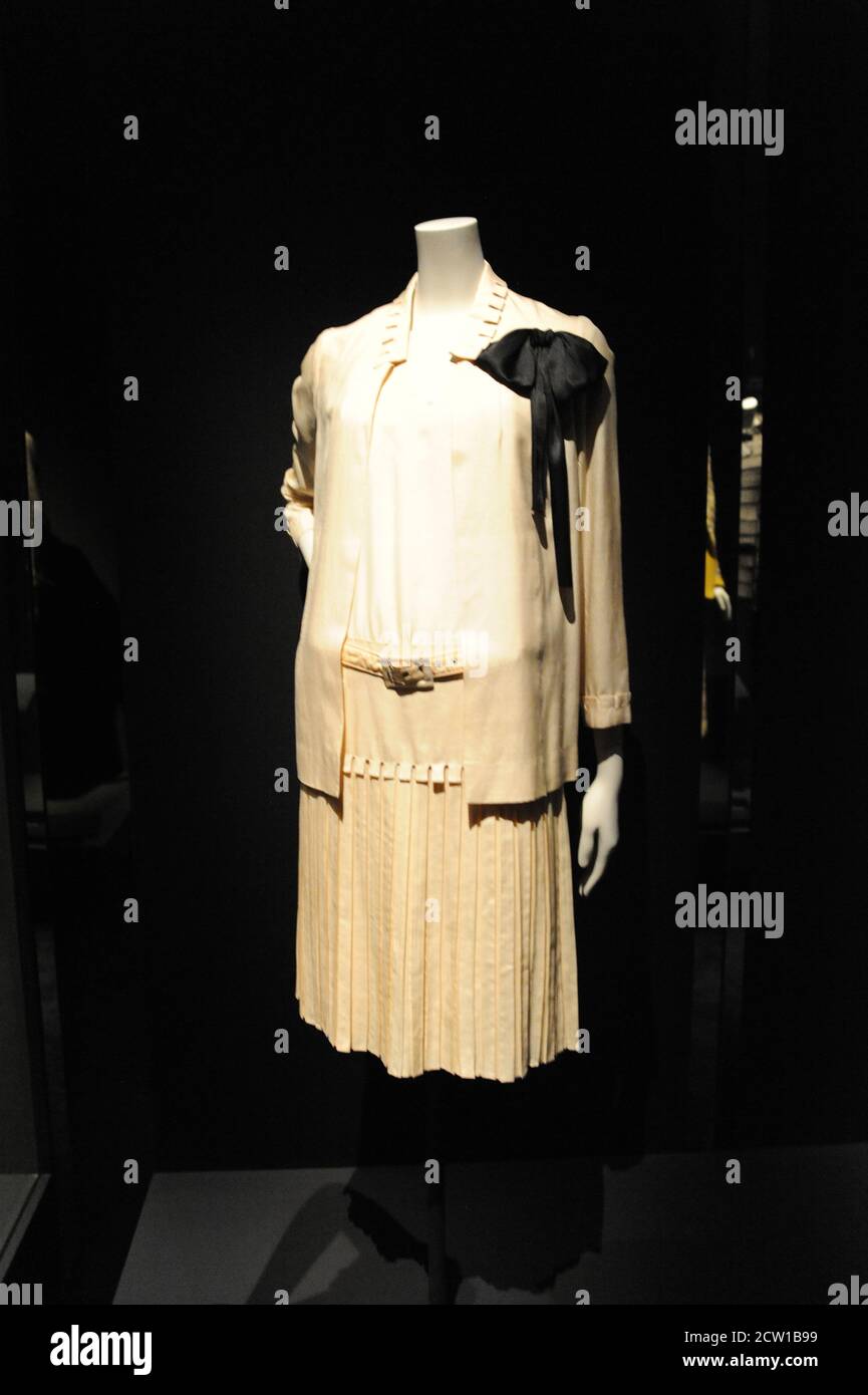 Retrospettiva Coco Chanel al Palais Galliera di Parigi, 29 settembre 2020.  Il museo della moda è stato recentemente riaperto al pubblico dopo 2 anni  di reno Foto stock - Alamy