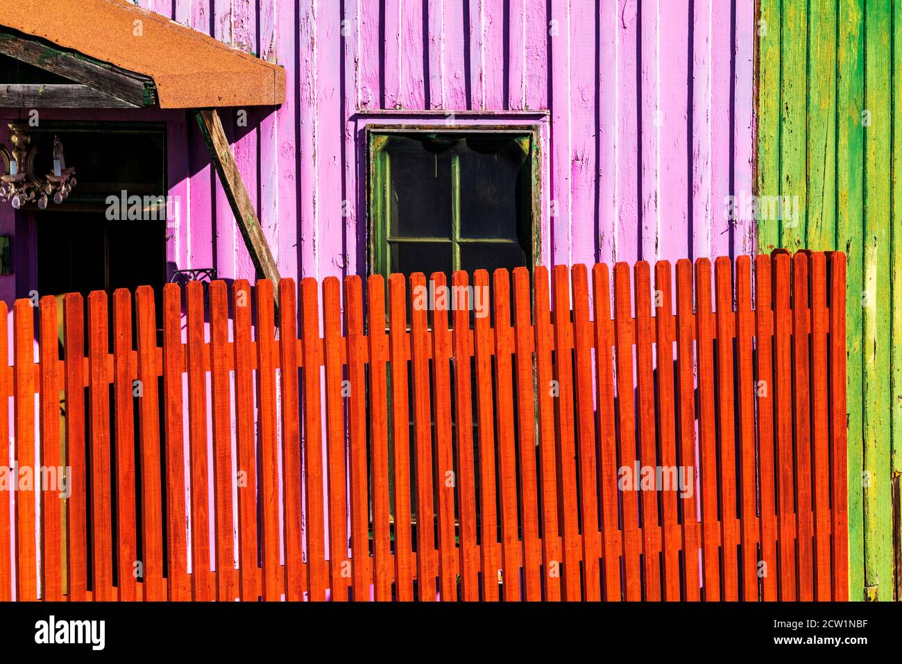 Recinzione colorata e legno; Salida; Colorado; USA Foto Stock