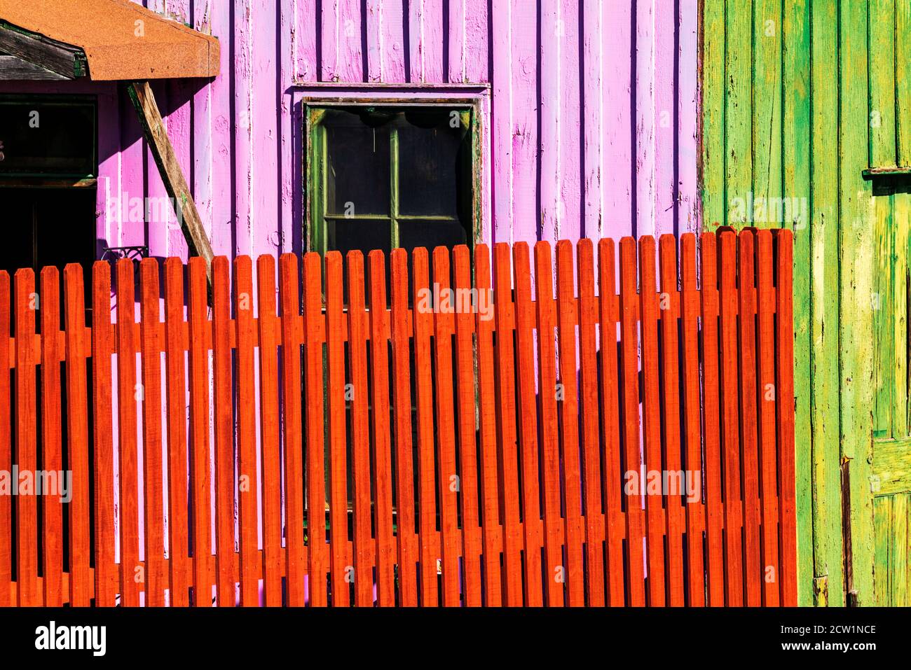 Recinzione colorata e legno; Salida; Colorado; USA Foto Stock